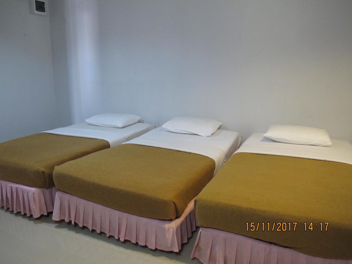 Tongpoon Hotel Bangkok Exterior foto